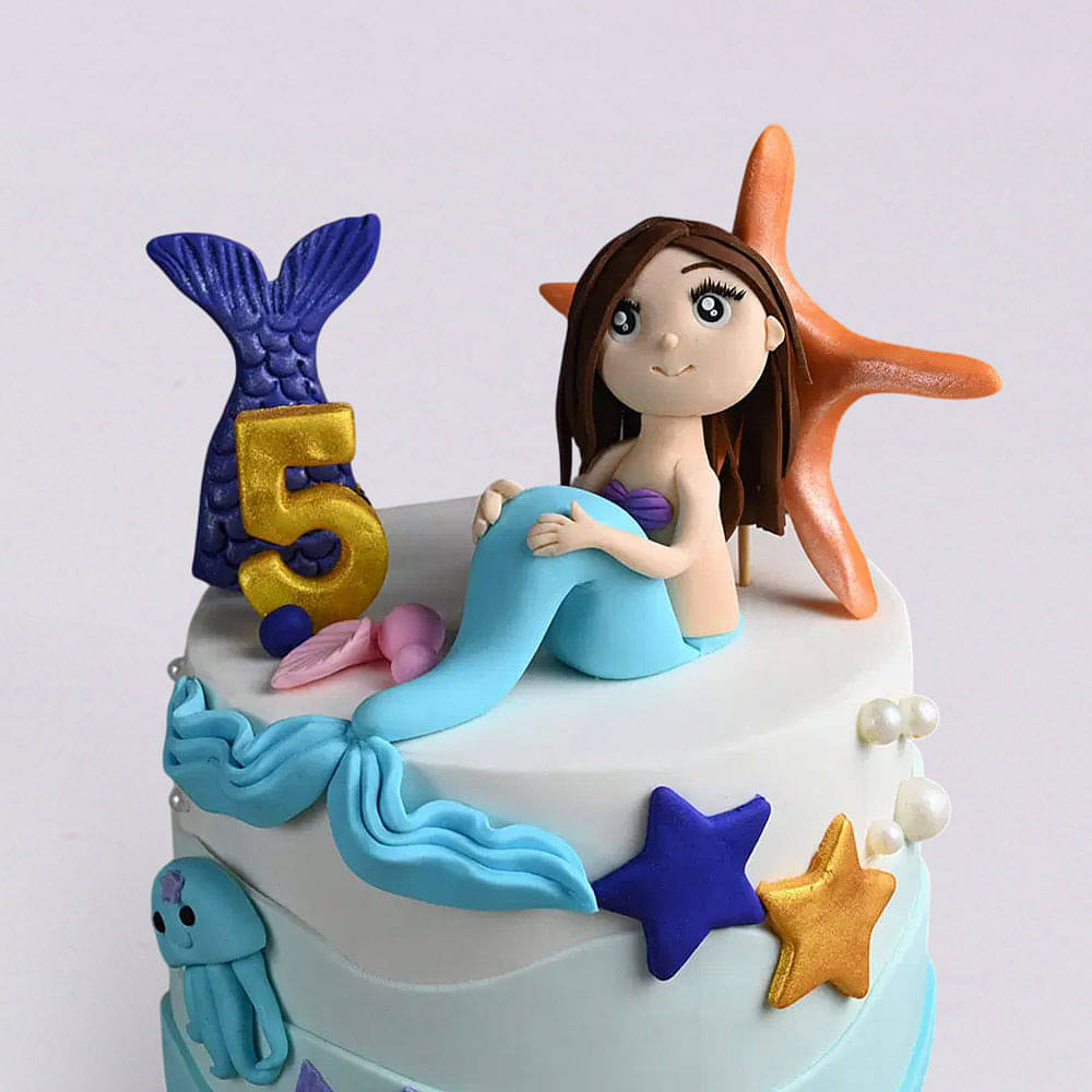 Zoomed View of Adorable Mermaid Cake