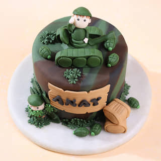 Front View of Army Soldiers Theme Cake Front View of Army Soldiers Theme Cake