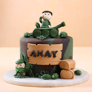 Side View of Army Soldiers Theme Cake Side View of Army Soldiers Theme Cake