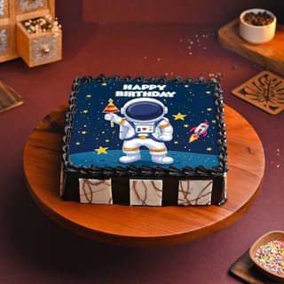 Astronaut Delight Birthday Cake- Order Now