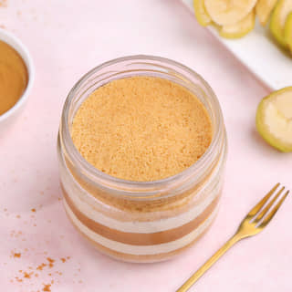 Top View of Banoffee Cake in Jar Top View of Banoffee Cake in Jar