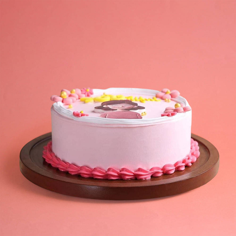 Front View of Beyoutiful Theme Caken - Womens Day