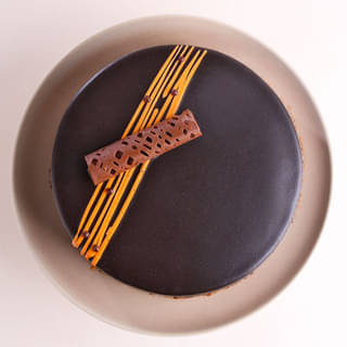 Front View of Best Bro Truffle Cake N Rakhi Set