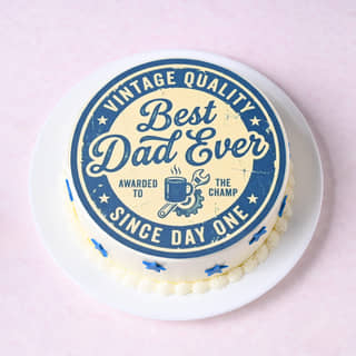 Top View of Best Dad Ever Star Cake Top View of Best Dad Ever Star Cake