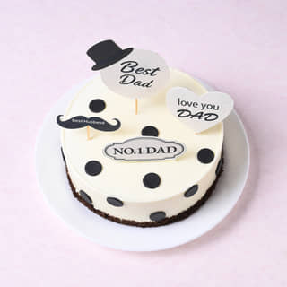 Top View of Best Dad Hat N Moustache Cake Top View of Best Dad Hat N Moustache Cake