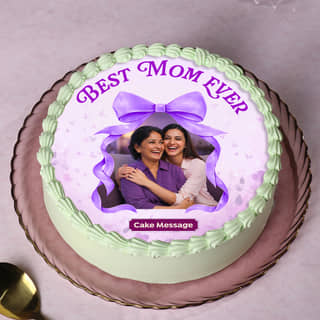 Top View of Best Mom Ever Photo Cake