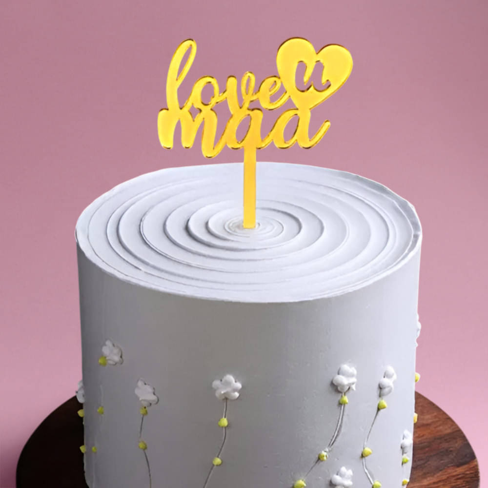 Top View of Delicious Vanilla Cake: Perfect Mother's Day Treat