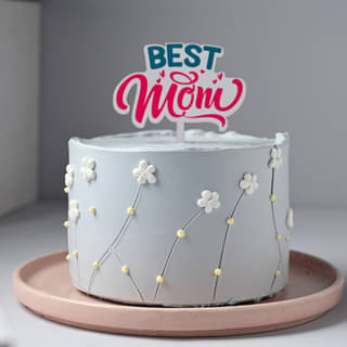 Front View of Delicious Vanilla Cake: Perfect Mother's Day Treat