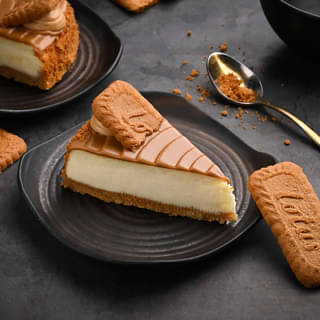 Biscoff Baked Cheesecake Slice