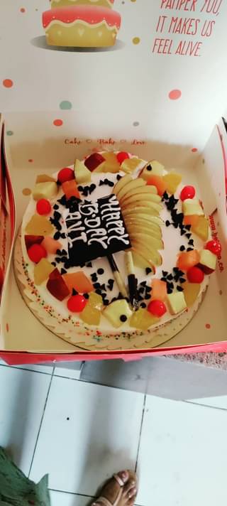 Fruits & Sprinkles Vanilla Cake