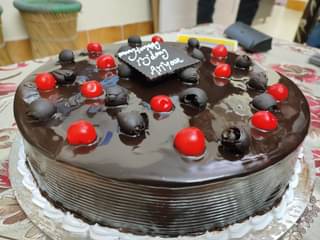 Gateau Black Forest Cake