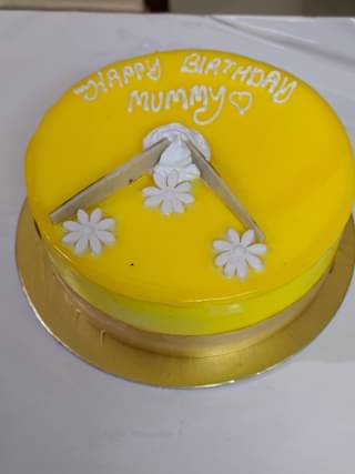 Floral Pineapple Cream Cake