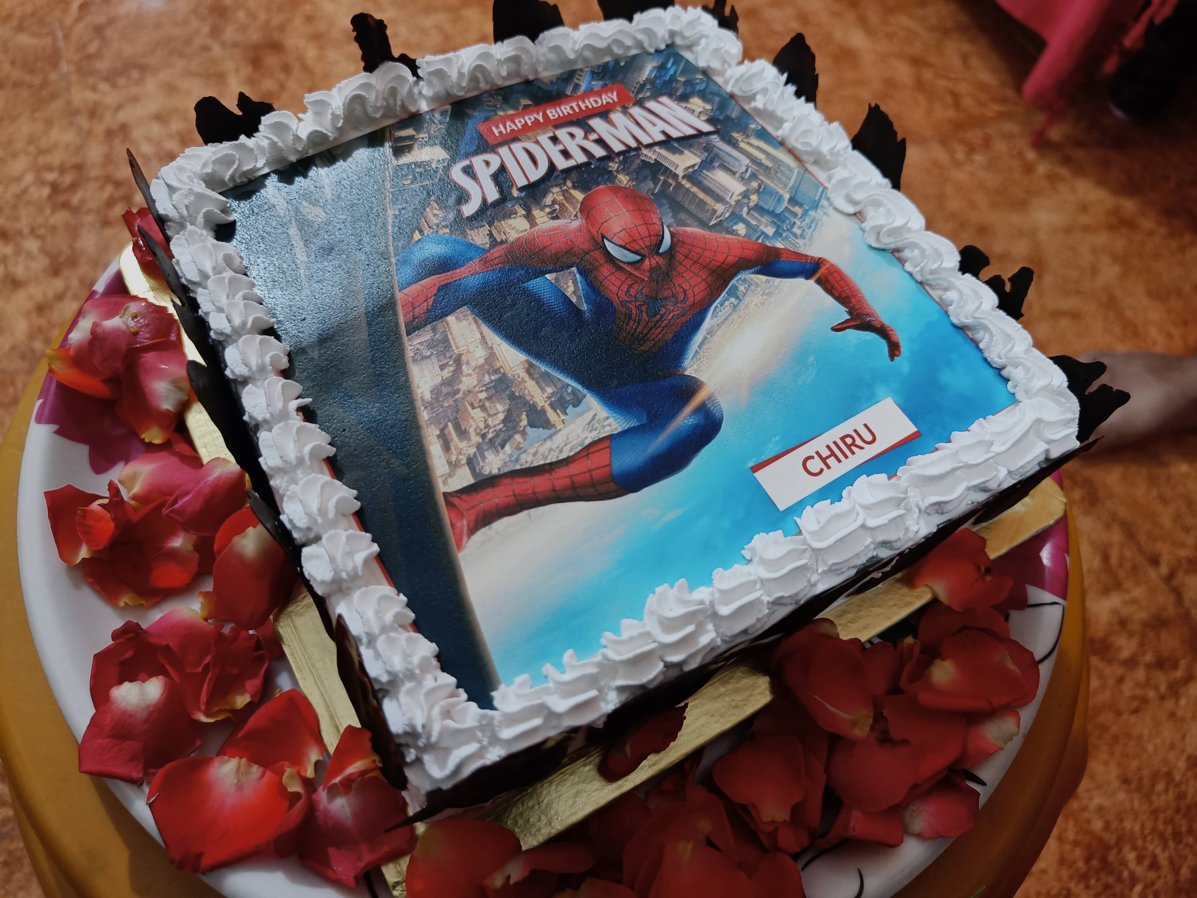 Avengers Cake – Whipped.in