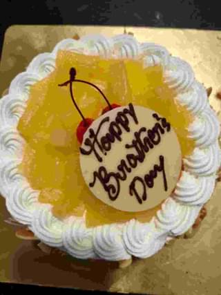 Zesty Pineapple Brothers Day Cake