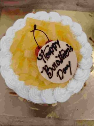 Zesty Pineapple Brothers Day Cake
