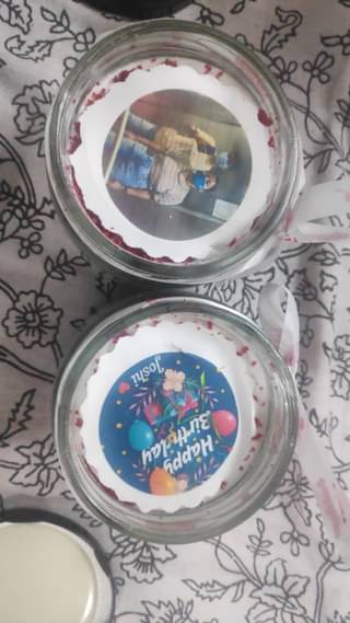 Personalised Red Velvet Jar Cakes