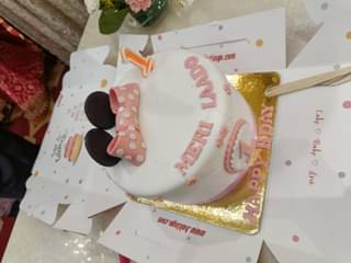Minnie Bow Cake