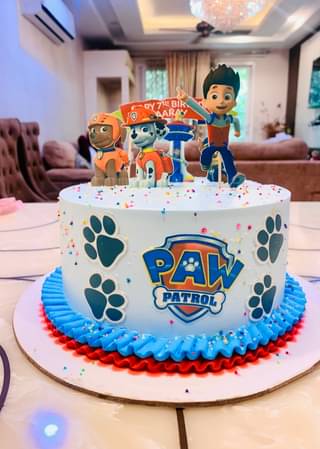 Paw Patrol Familia Theme Cake