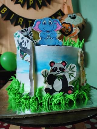 Jungle Paradise Theme Cake