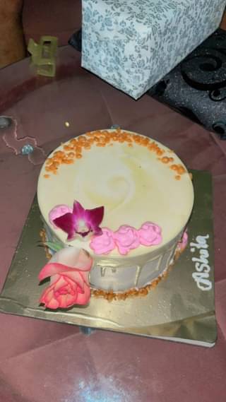 Floral Butterscotch Crunch Cake
