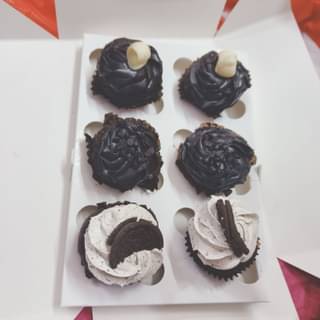 Choco N Oreo Cupcakes