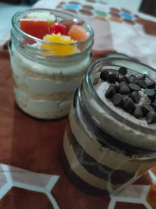 Choco-Chips & Fruit Jar Cake Combo