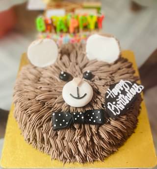 Charming Brown Bear Theme Cake