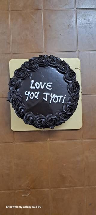 Chocolate Cake With Love Topper