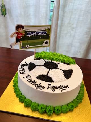 Mini Football Cream Cake