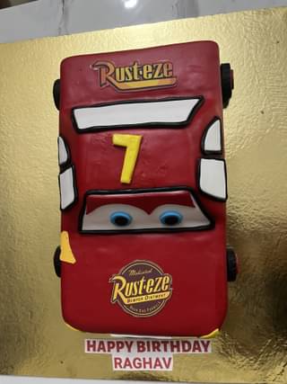 Lightning Mcqueen Car Cake