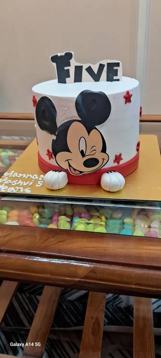 Mickey Mouse Star Cake