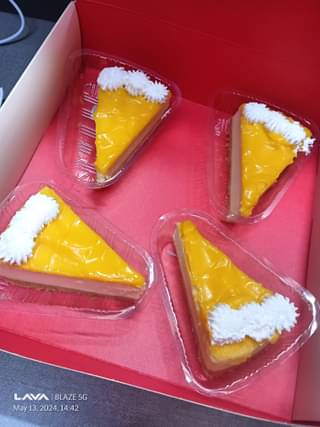 Cheesebase Mango Pastry