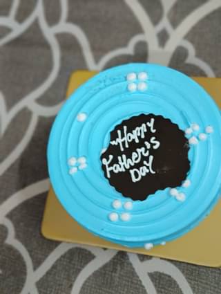 Sweet Sentimental Father Day Cake