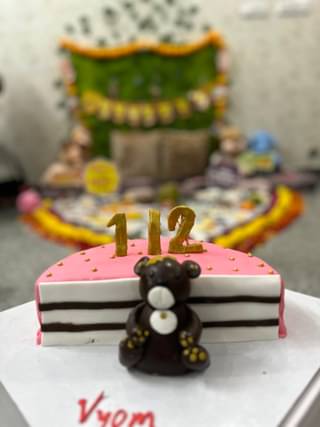 Joyful Teddy Half Cake