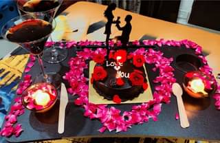 Chocolate Cake With Couple Topper