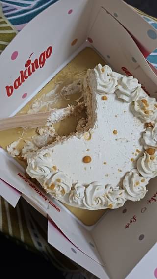 Butterscotch Crunch Designer Cake