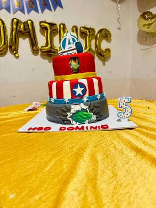 The Avengers Team Cake