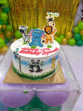 Jungle Paradise Theme Cake