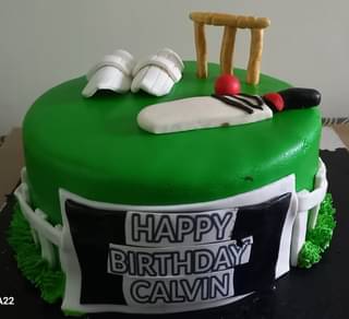 Cricket Cream N Fondant Cake