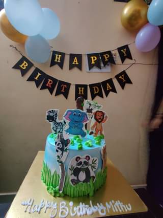 Jungle Paradise Theme Cake