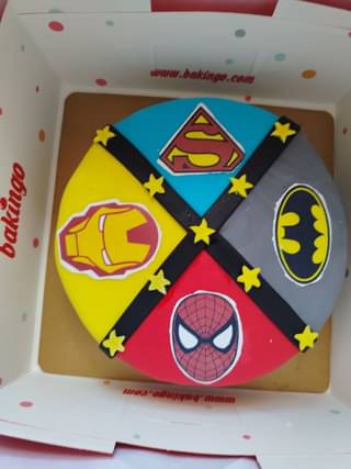 Superheroes United Theme Cake