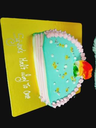 Colourful Pineapple Half Cake