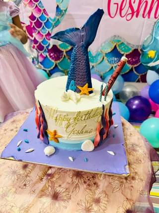 Deep Dive Mermaid Cake