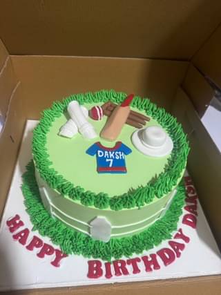 Cream Fondant Cricket Field Cake