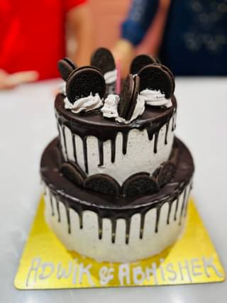 Two Tier Oreo Cream Cake