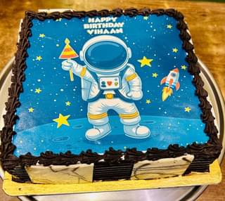 Astronaut Delight Birthday Cake