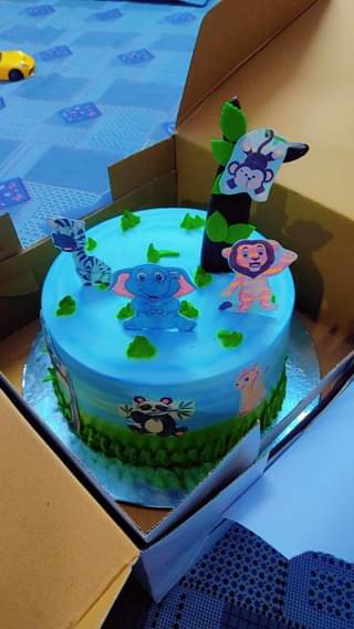 Jungle Paradise Theme Cake