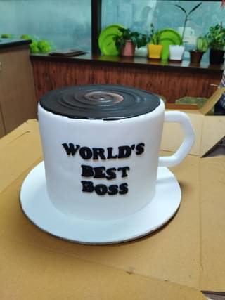 Coffee Mug World Best Boss Cake