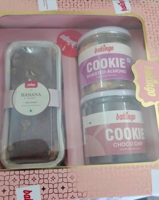 Tea Cake N Cookies Hamper