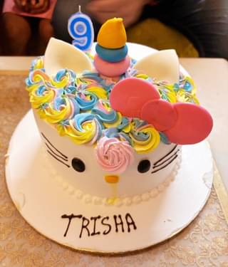 Hello Kitty Cutie Cake